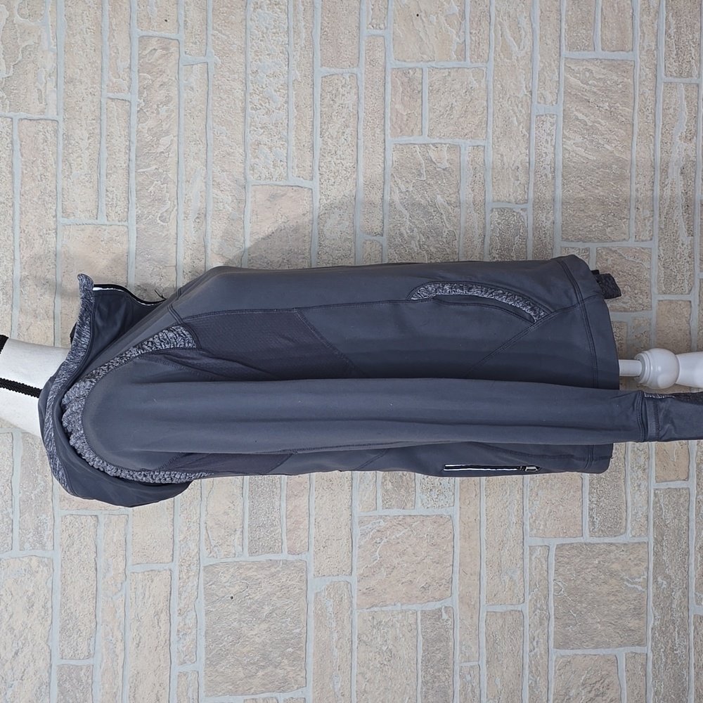 Lululemon Alpine Performance Pullover Thumb Ponyt… - image 3